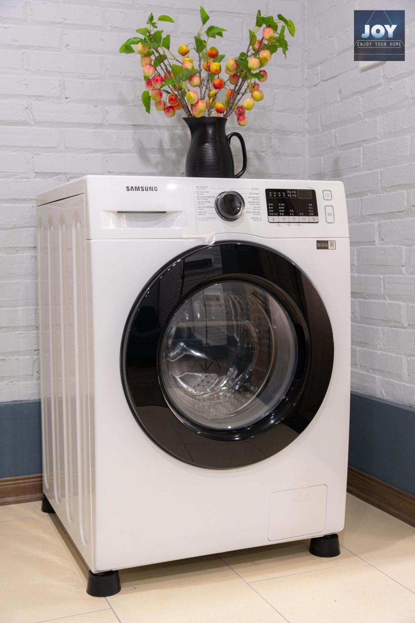 Khách sạn hẻo lánh Joy Tay Ho 3*