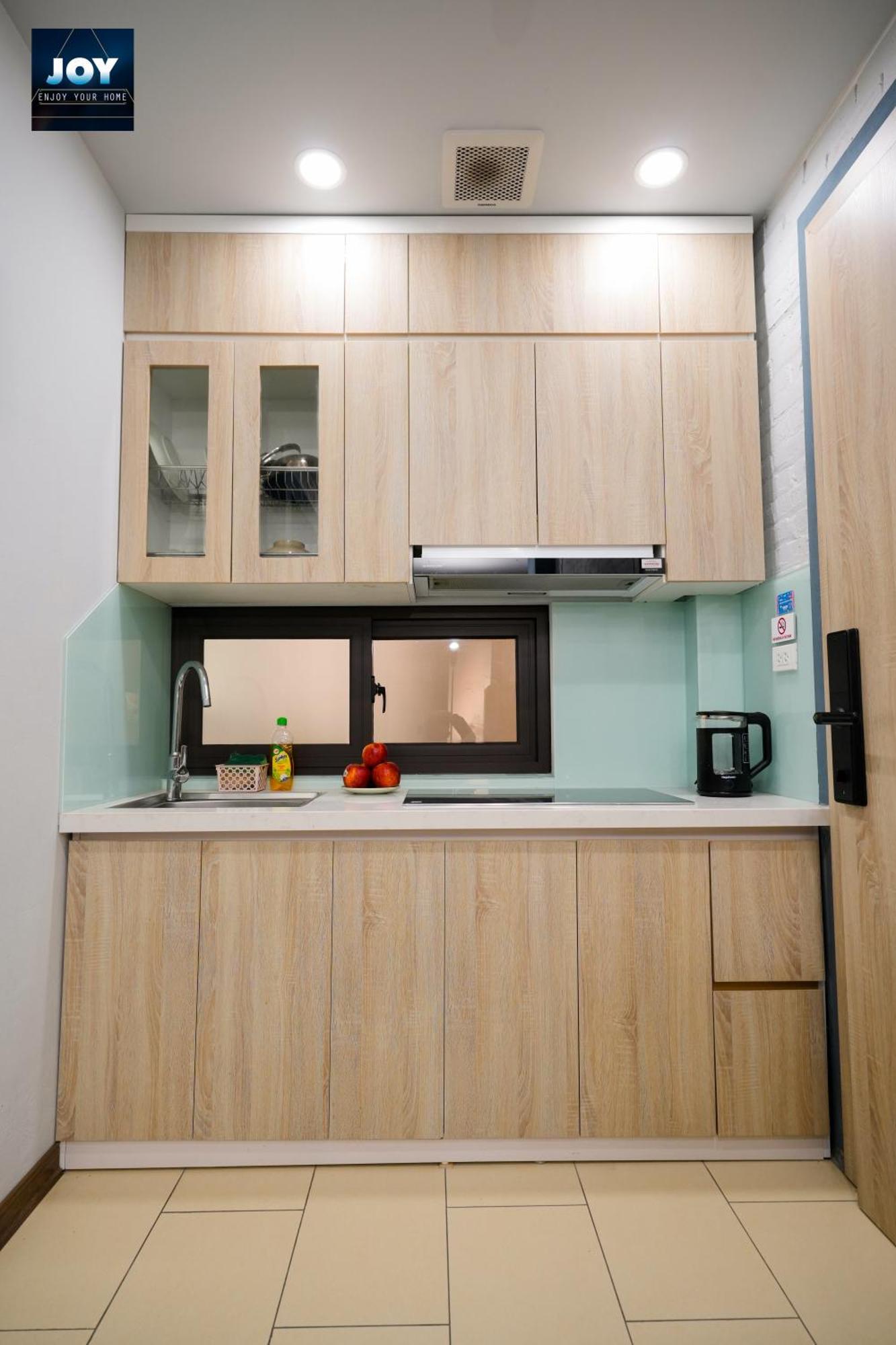 Khách sạn hẻo lánh Joy Tay Ho 3*